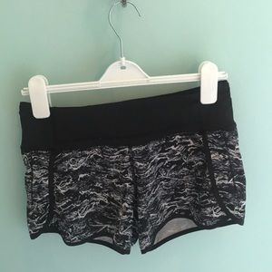 lulu workout shorts